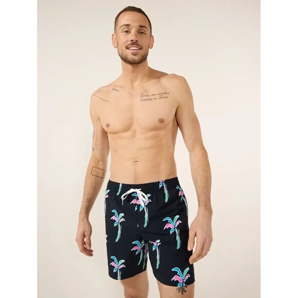 NWT Chubbies The Havana Nights 7" Classic Swim Trunks Mens Size XXL Black Lined - Picture 1 of 8